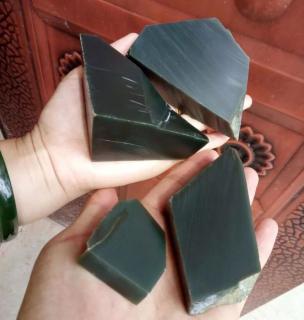 和田玉中的"青羊脂",已爆发!